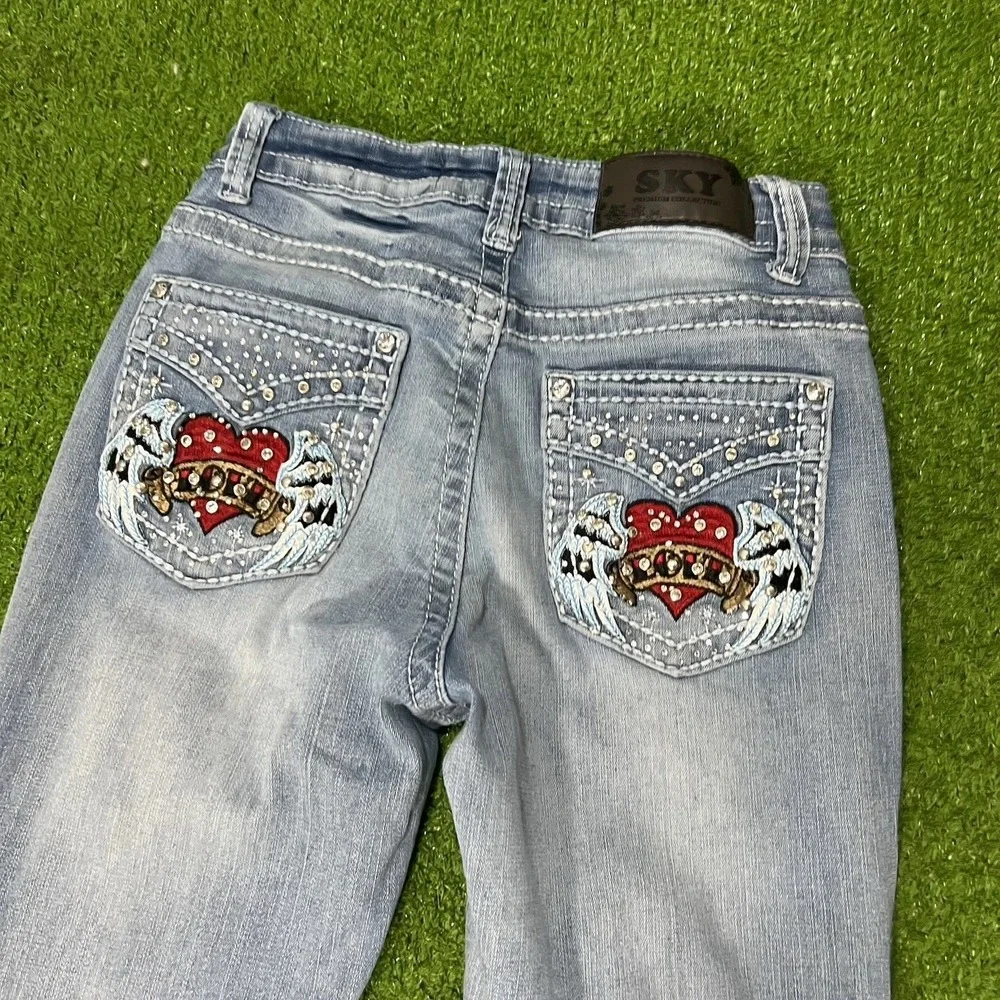 Sky Premium Collection Jeans SZ 5/6 Heart Wings Pocket Embroidered Y2K Vtg Flare - Picture 10 of 10